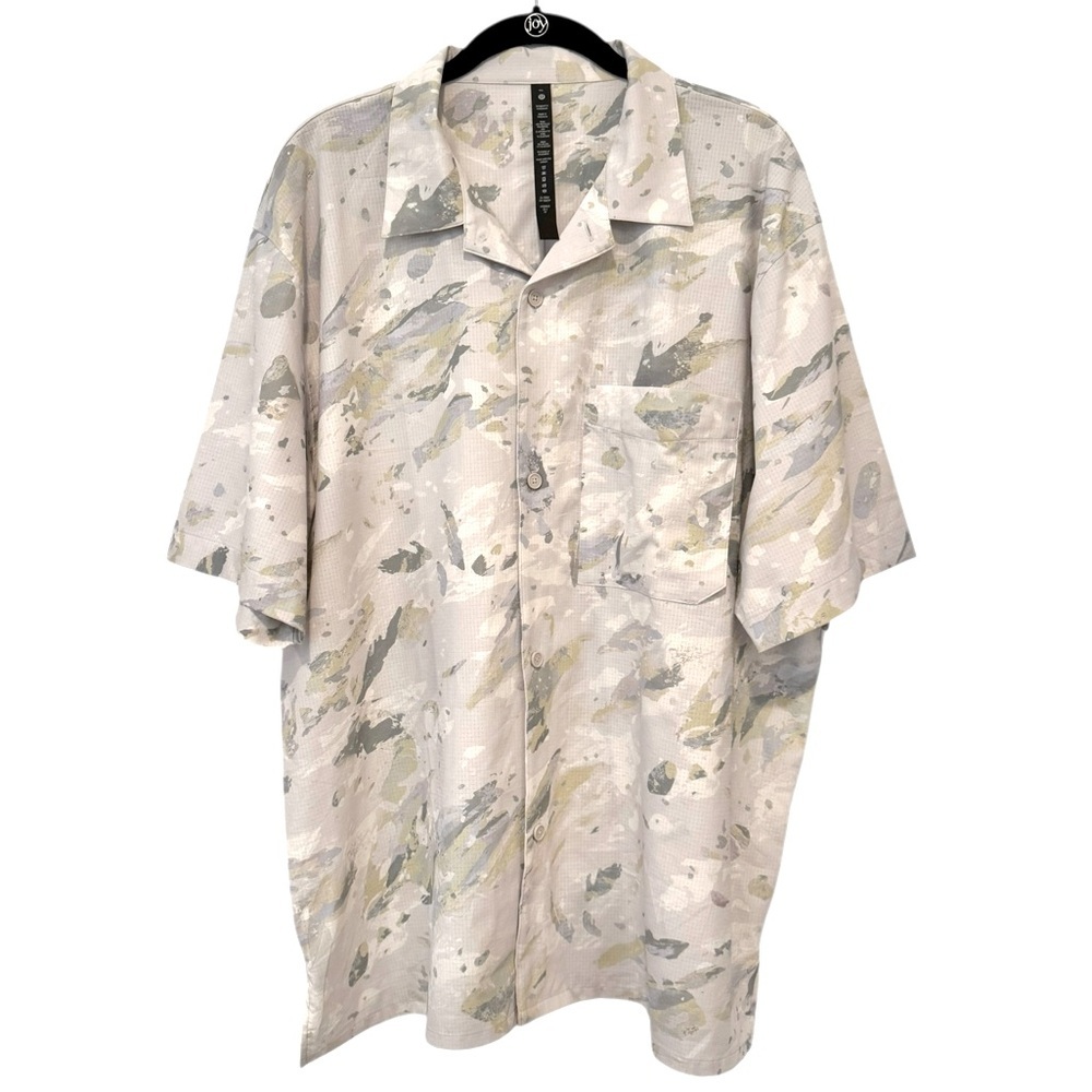 Lululemon Airing Easy Camp Collar Shirt Short Sleeve Lightweight Men Size XL - Picture 2 of 9
